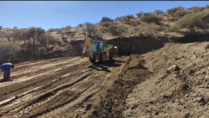 Alcaldía avanza en el mejoramiento del atajado Las Lomas en la comunidad de Rumicancha
