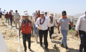 Alcaldía de Tarija entrega sistema de agua potable a la Urbanización El Algarrobal