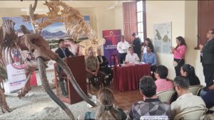 Alcalde Torres promulga la ley municipal “Tarija Tierra de Gigantes”