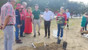 Alcaldes de Tarija y de Schweinfurt-Alemania llevaron adelante una jornada de reforestación