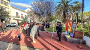 En conmemoración a los 203 años de la muerte del general Martín Miguel de Güemes la Alcaldía de Tarija rindió homenaje al libertador