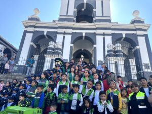 Alcaldía inauguró la feria en la calle Ancha