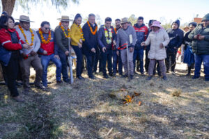 Alcaldía de Tarija entrega material de riego tecnificado para la subcentral de Canchones y Santa Ana