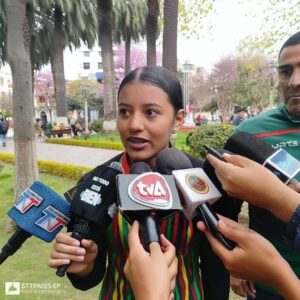 Parlamentarios y la atleta Milenka Jiménez exigen auditoría a la Federación de Canotaje tras sanción